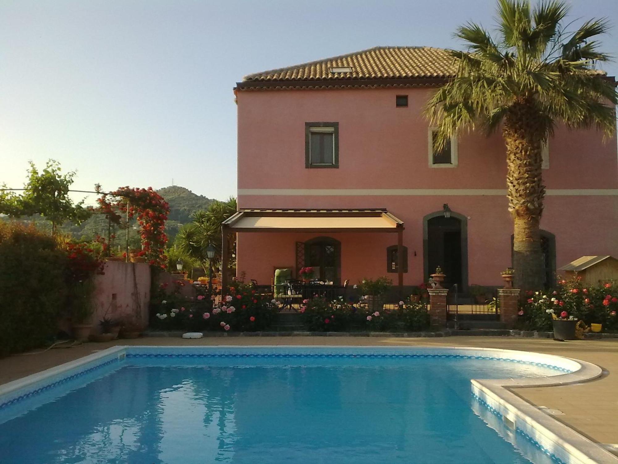 Il Giardino Segreto Bed and Breakfast Trappitello Δωμάτιο φωτογραφία
