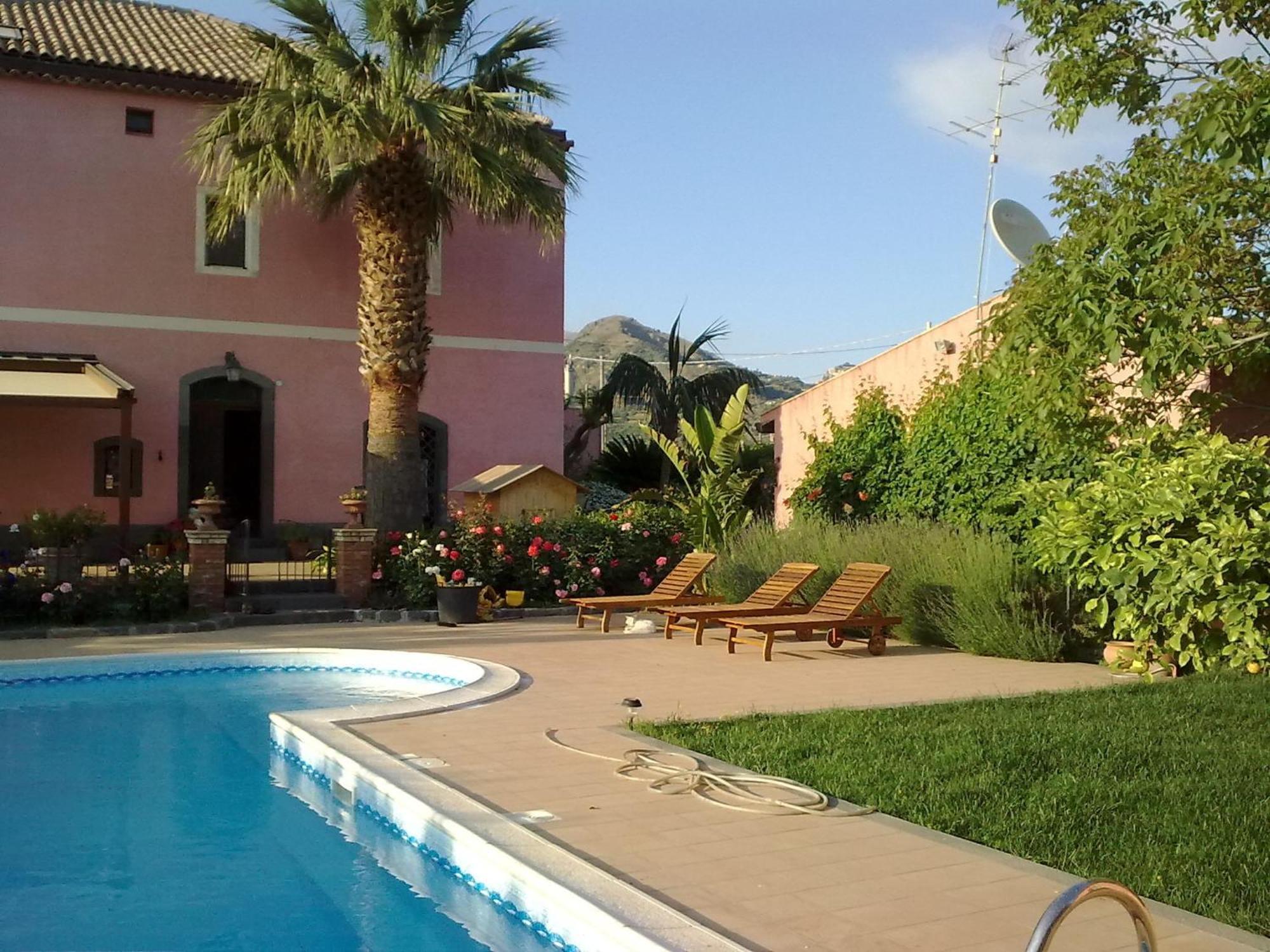 Il Giardino Segreto Bed and Breakfast Trappitello Εξωτερικό φωτογραφία
